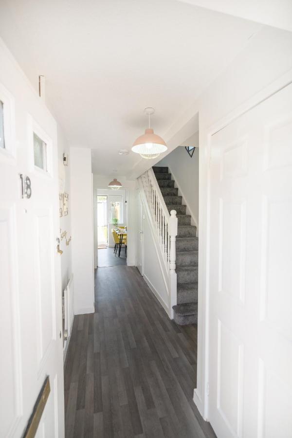 Stylish 3 Bed House, Large Garden, Parking, Wifi - Esho Stays Ковентрі Екстер'єр фото