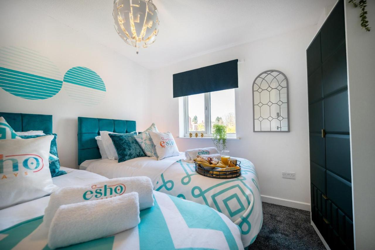 Stylish 3 Bed House, Large Garden, Parking, Wifi - Esho Stays Ковентрі Екстер'єр фото